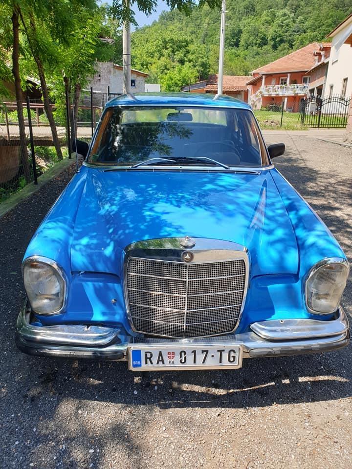 Mercedes-250s
