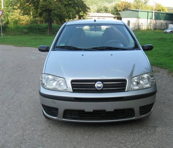 Fiat-Punto-1-2-8-v-uvoz-nemacka--03-