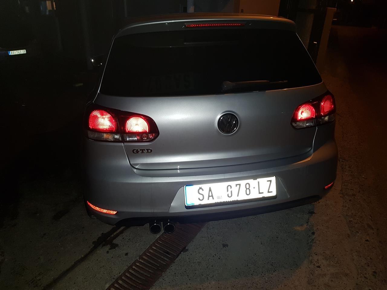 Volkswagen-Golf--6-GTD-2-0