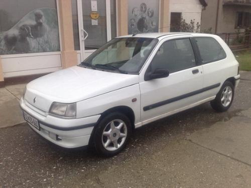 Renault-Clio--96