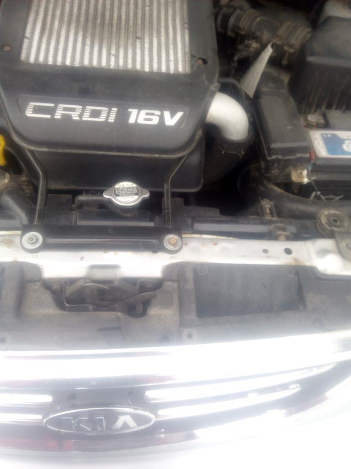2002-KIA-CARENS