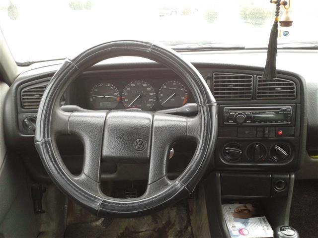 VW-Passat-B4--96