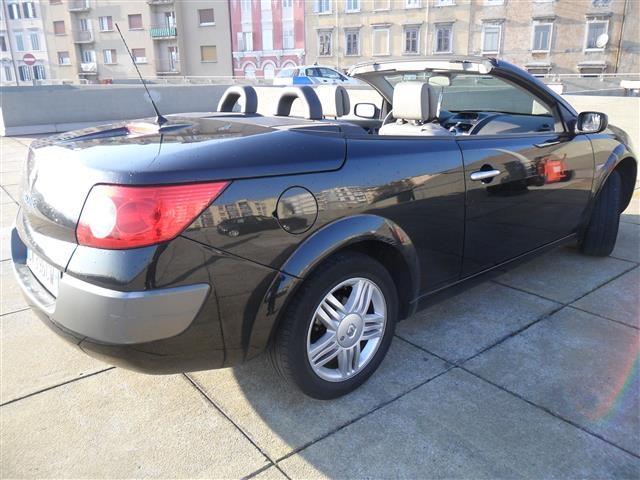Renault-Megane-Cabrio-Coupe---04