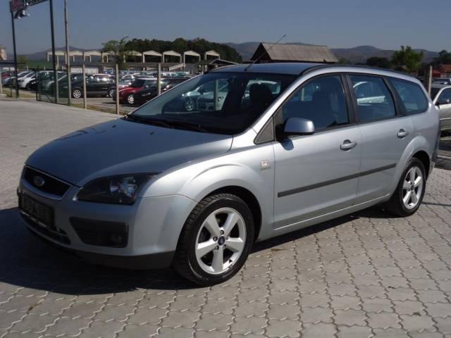 Ford-Focus--05