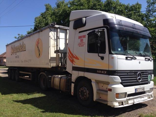 Mercedes-Benz-Actros-1843