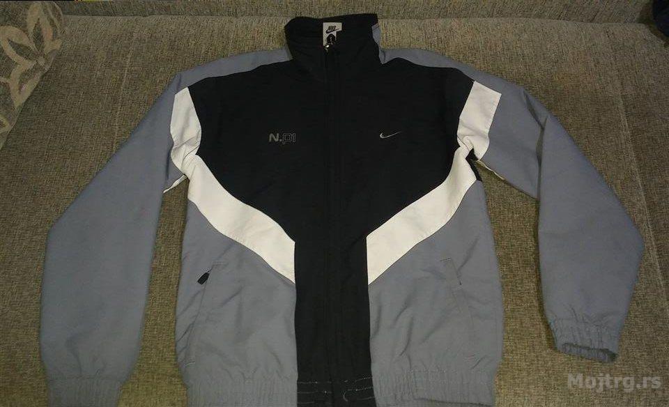 nike suskava trenerka