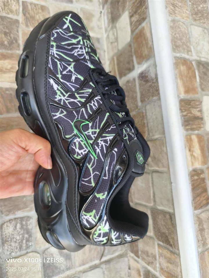 Nike-air-max-tn-plus