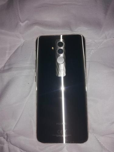 HUAWEI MATE 20 