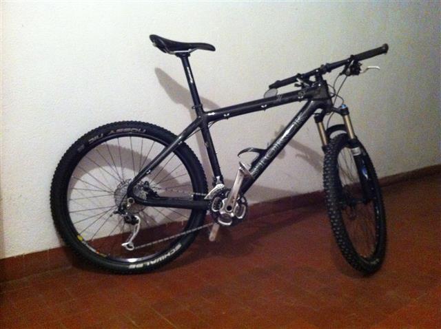 MTB karbonski