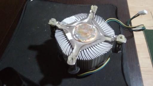 Intel-Celeron-D336-2-80ghz-i-box-cooler-za-njega