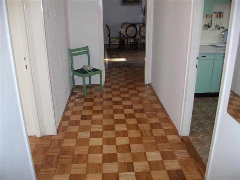 Salonac-u-centru-94m2-