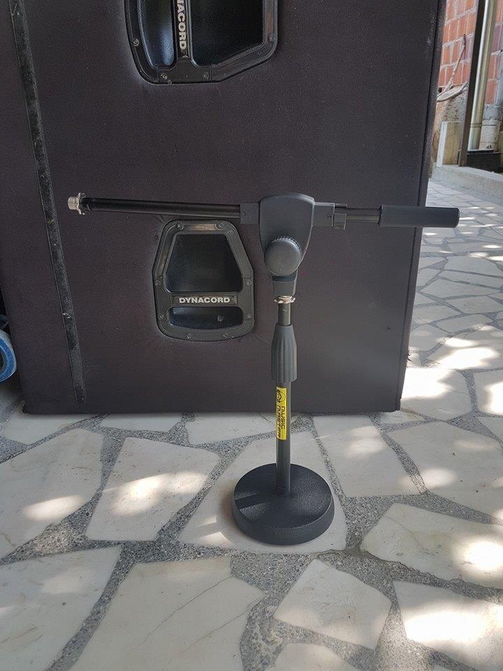 Mini-mikrofonski-stalak-sa-tegom
