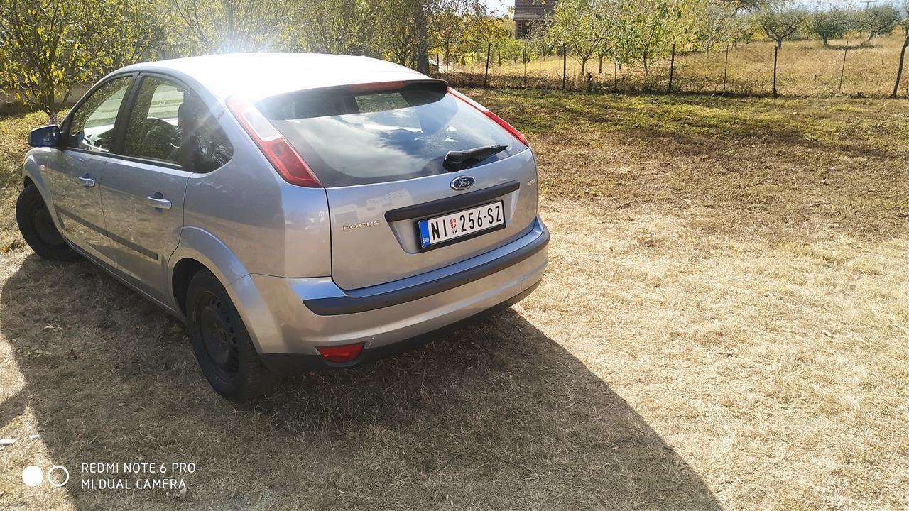 Ford-Focus-2-0-TDCI