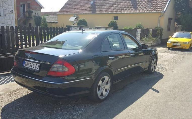 Mercedes-Benz-E-200-cdi--07