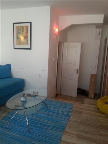 Duplex-stan-47m2-u-Zemun