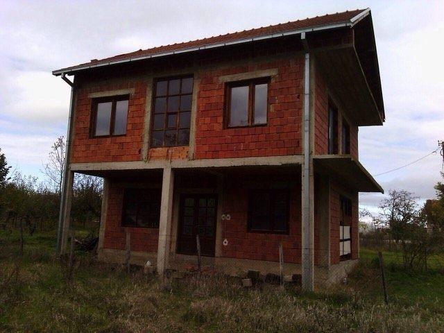Prodajem-kucu-u-merosini-
