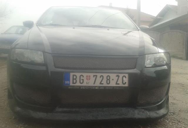 Fiat-Stilo-JTD--02--