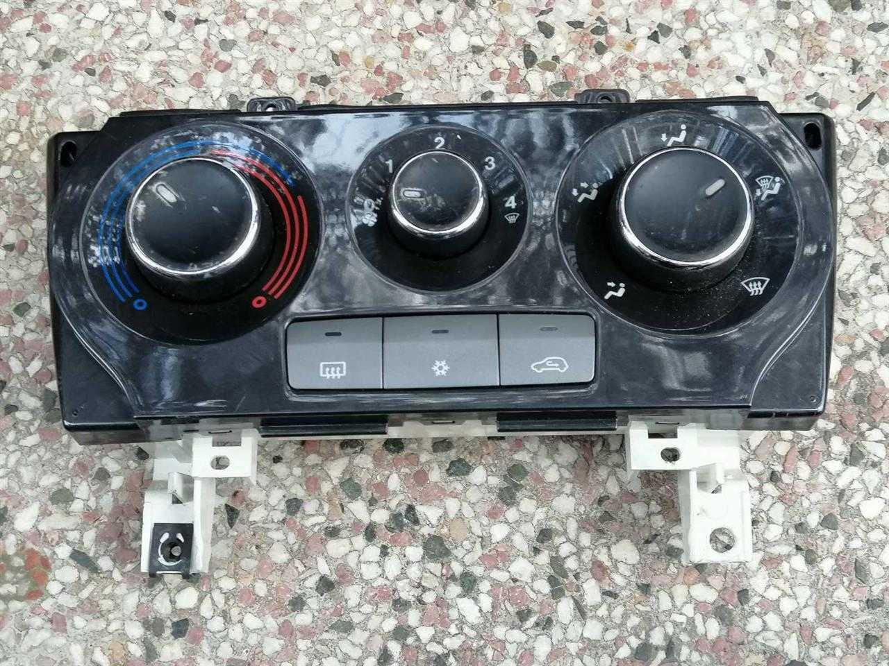 Fiat-bravo-2-panel-klime