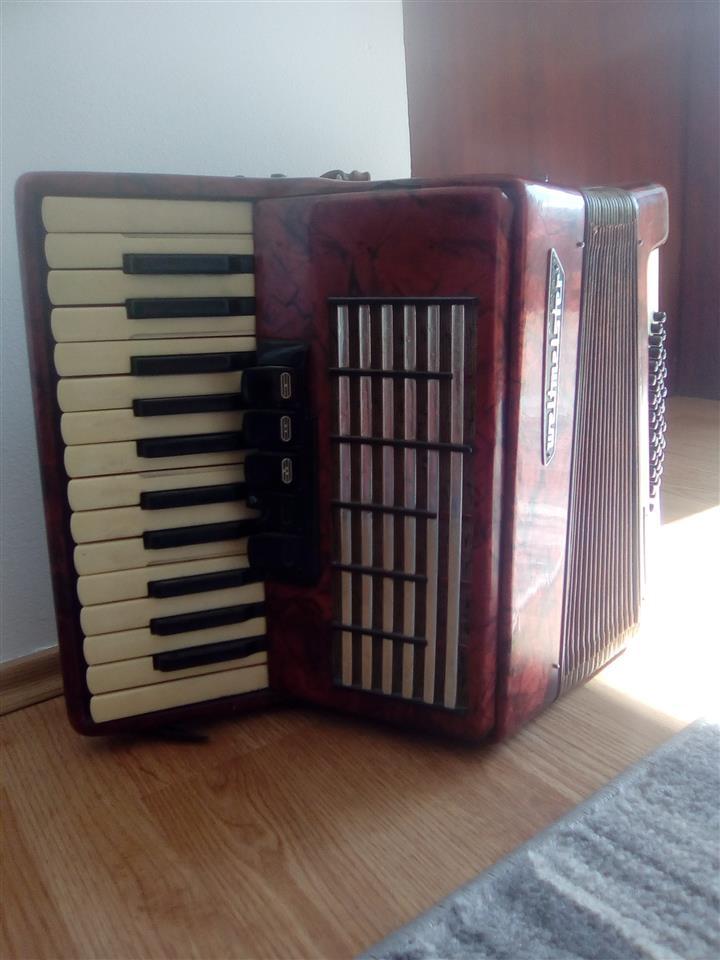 Harmonika