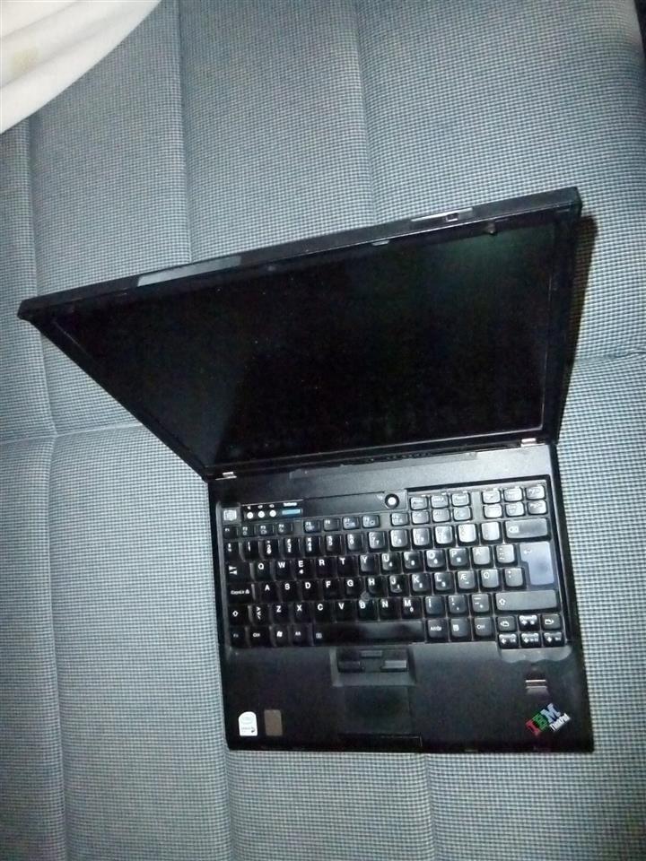 IBM-THINKPAD-T60-