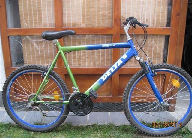 Delta plava 26"