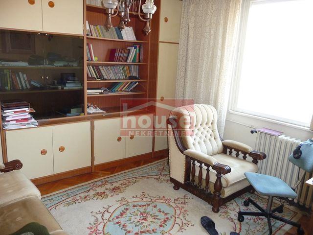 Stan Zeleznicka stanica 50m2
