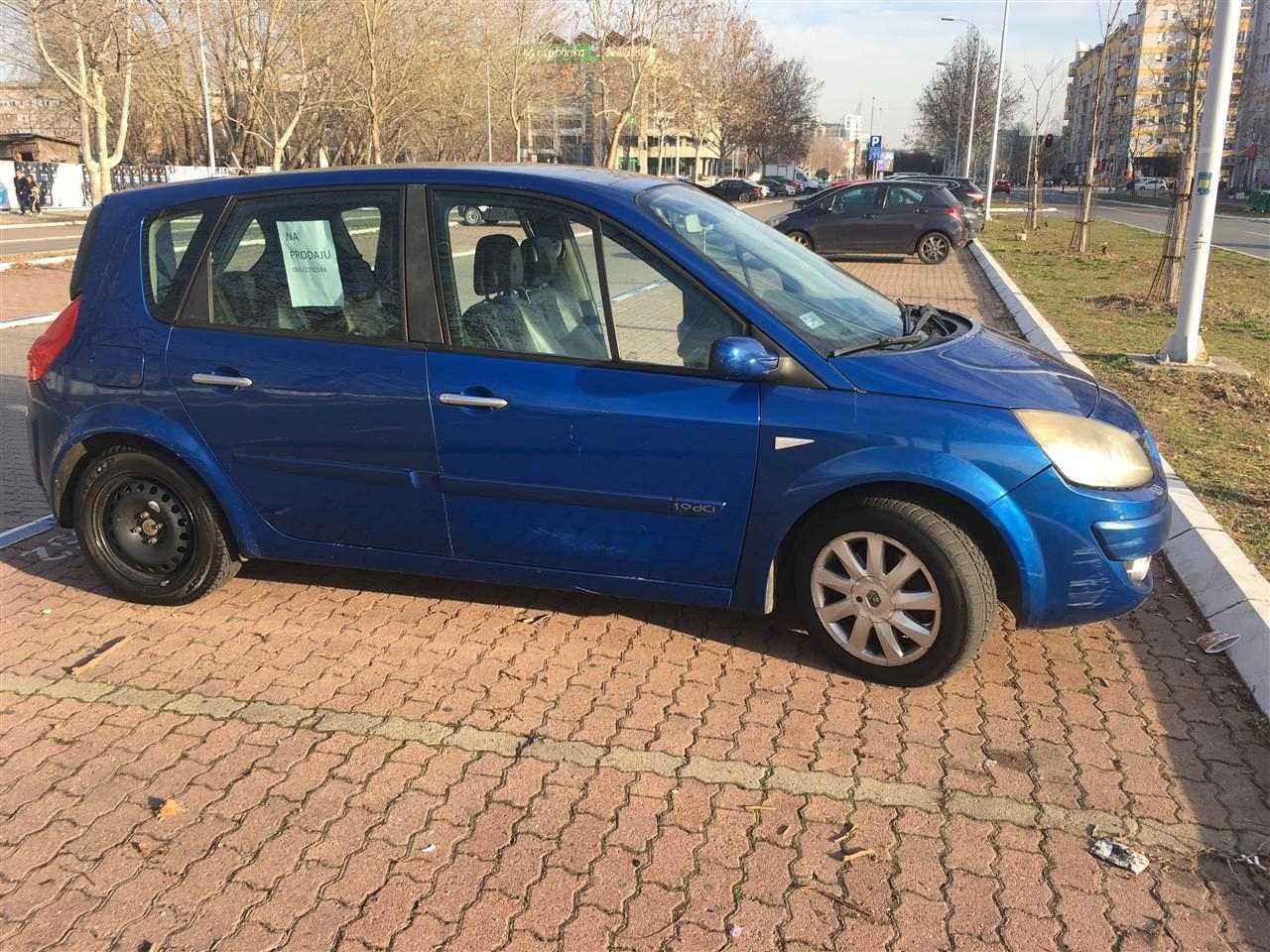 Renault-Scenic-automatik