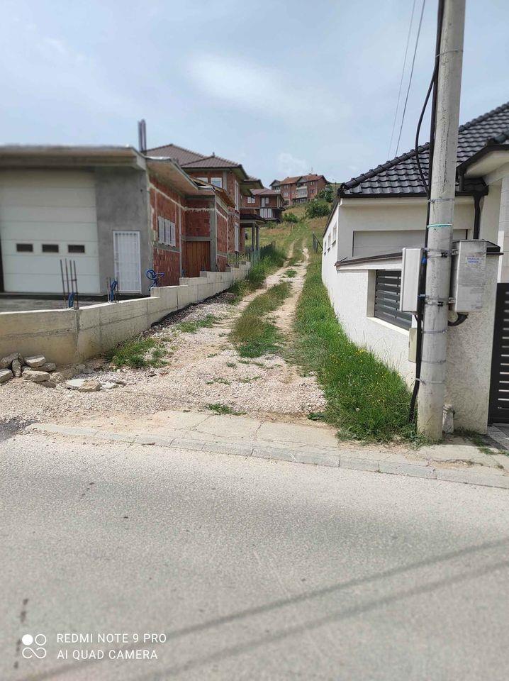 Plac-na-prodaju