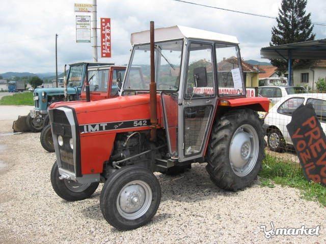 Traktor IMT 542
