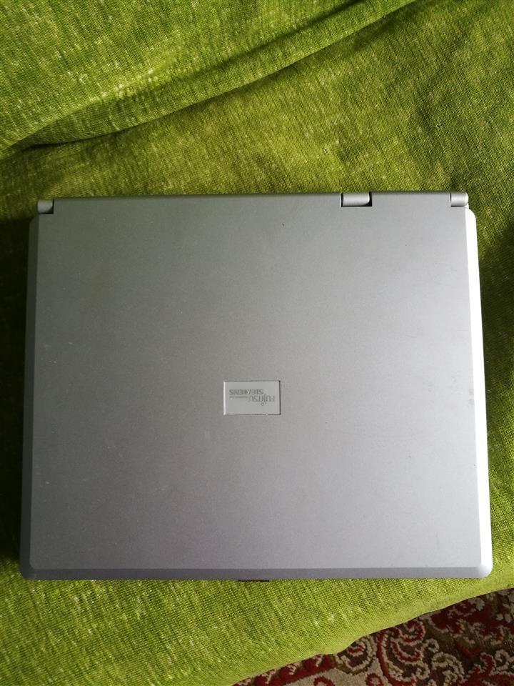 Fujitsu-Siemens-Amilo-L7300
