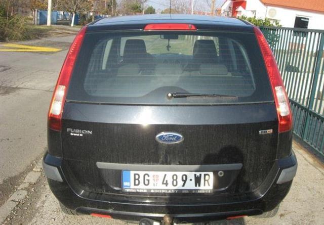 Ford-Fusion-1-4TDCi--06