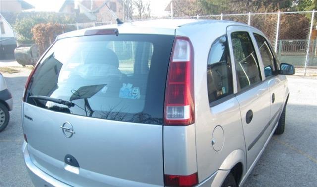 Opel-Meriva-1-6---03