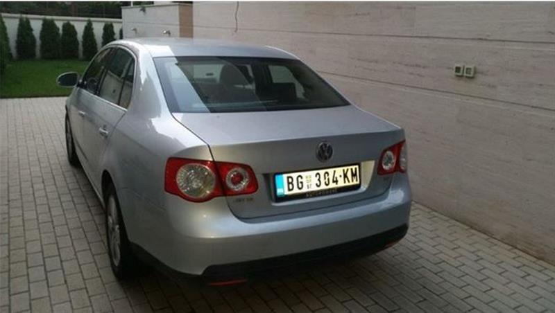 VW-Jetta-1-9-TDI--06