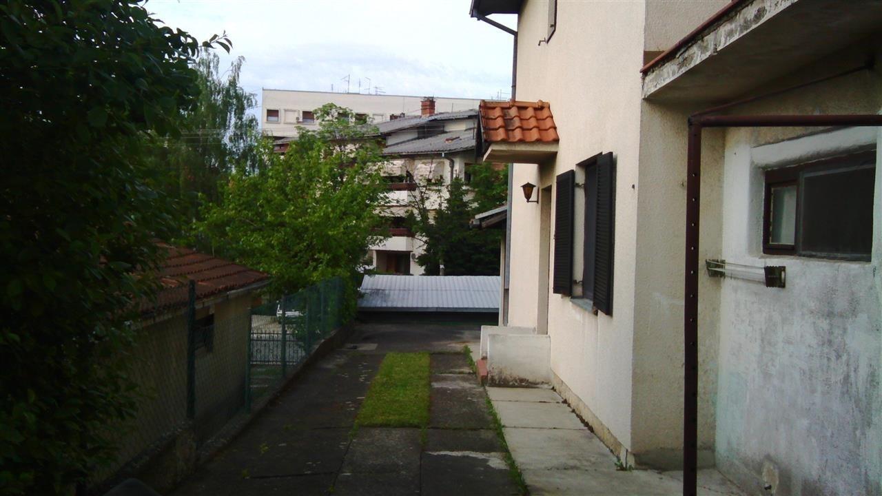 Kuća-u-Lazarevcu