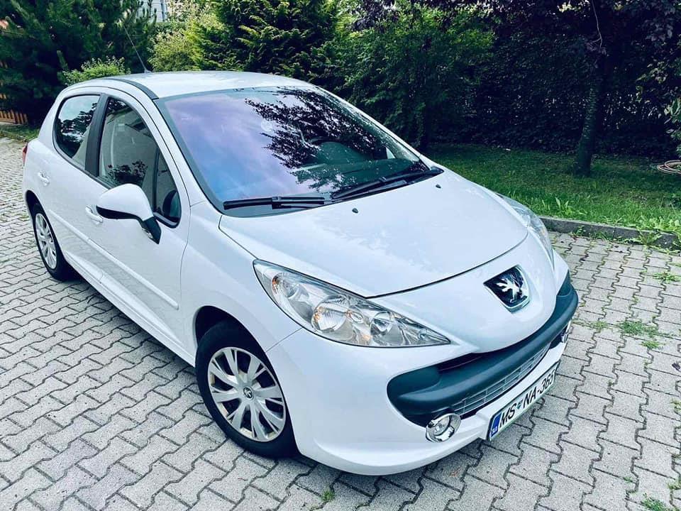 Peugeot-207