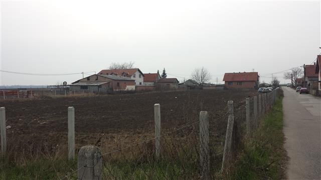Plac u zemun polju-Beograd