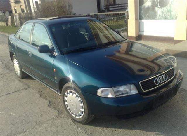 Audi A4 1.6 -97