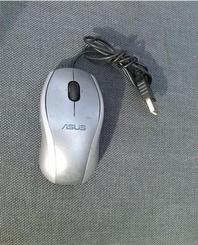 Mis Asus M-UAG120