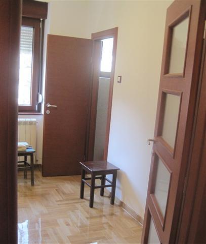 Izdaje-se-renoviran-stan--60m2