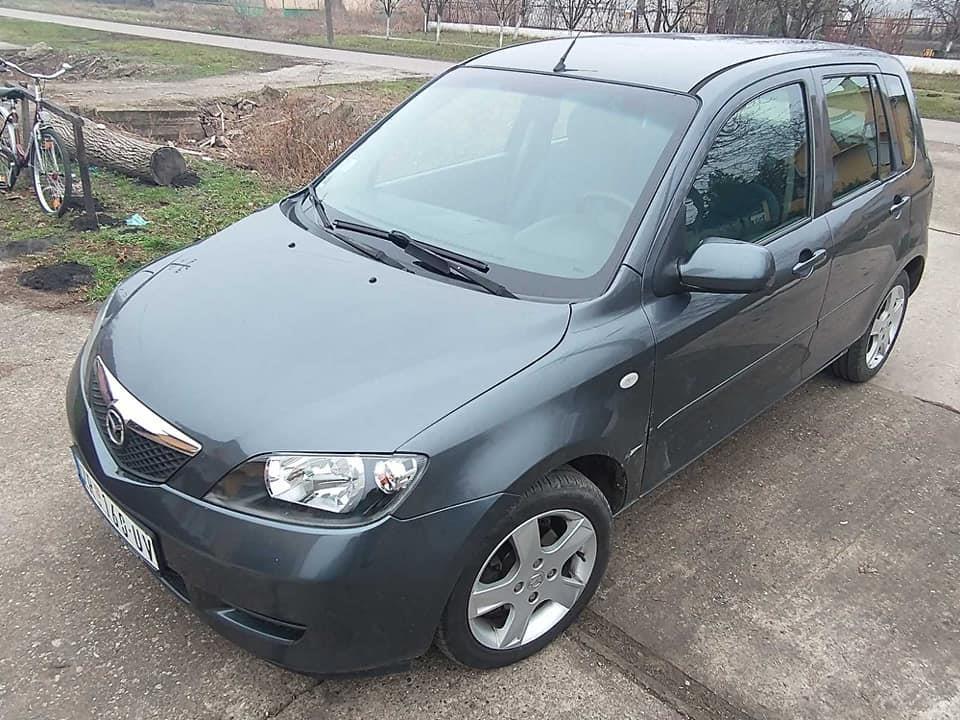 Mazda-2
