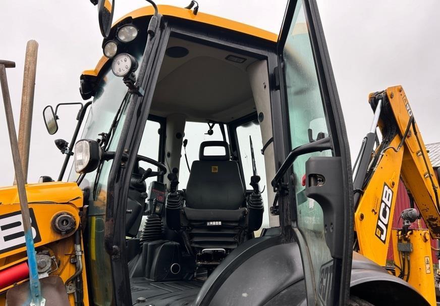 2015-JCB-4CX-ECO