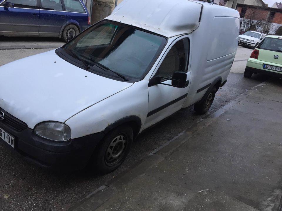Opel-Combo-1-7d-2001god----