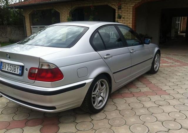 BMW-320-d--01