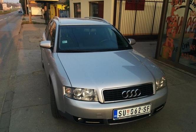 Audi A4 -04