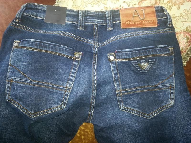 Armani-farmerke