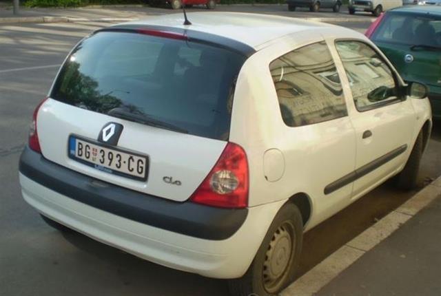Renault-Clio-1-5-DCI--04