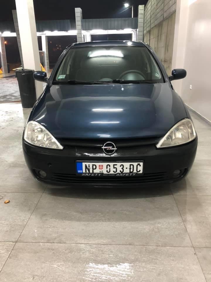 Opel-corsa