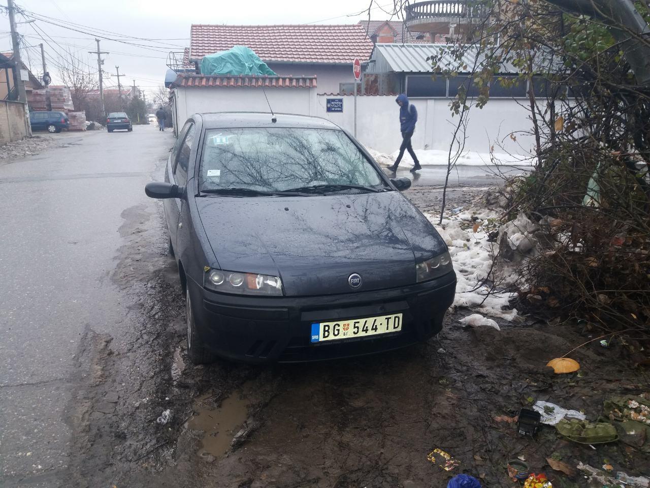 FIAT-PUNTO-1-9JTD
