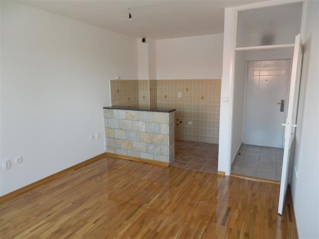 Stan 46 m2 - Beograd