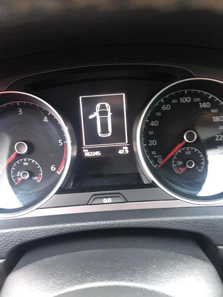VW-Golf-7-karavan